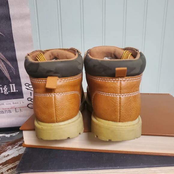 pre-owned Carter’s Toddler Boys Mitch Motorcycle Boots US Boys 7M - Picture 9 of 9